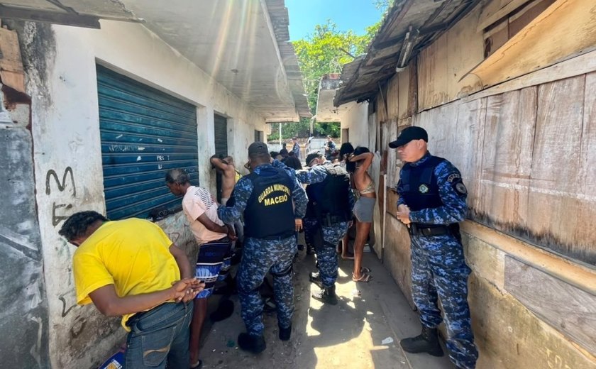 Guarda Municipal realiza operação de combate ao tráfico na Feira do Rato