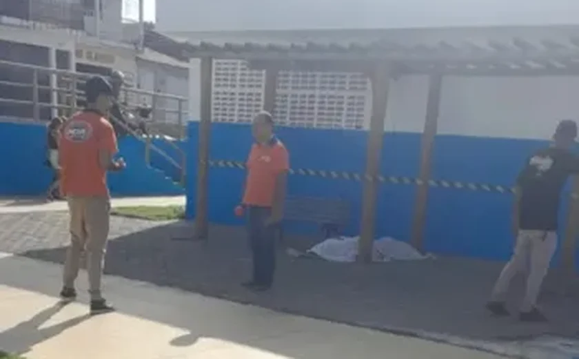 Homem é encontrado morto em praça de Palmeira dos Índios
