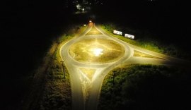 Iluminação da rotatória do Trevo da Paisa se torna realidade em Penedo