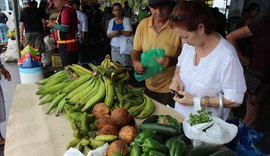 Domingo é dia de Feira Orgânica na Orla de Ponta Verde