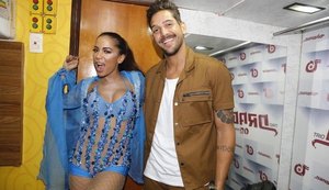 Anitta deixa dreadlocks e minimiza polêmica sobre look