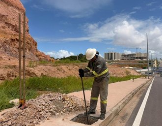 Prefeitura inicia implantação de rede de iluminação pública em nova avenida