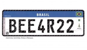 Novo modelo de placas de veículos começa a valer em 1 de setembro