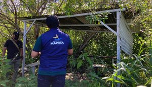 Convívio Social remove construção irregular em área verde pertencente ao Parque Municipal de Maceió