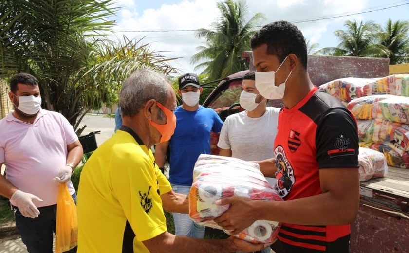Prefeitura auxilia mais de 600 ambulantes, cozinheiras e garçons após medidas restritivas