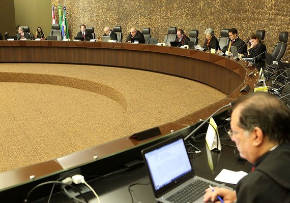 Pleno do TJ/AL recebe denúncia contra o prefeito de Penedo, Marcius Beltrão