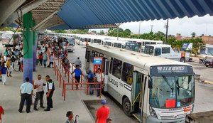 Ônibus em Maceió vão parar na manhã desta sexta em protesto contra o governo