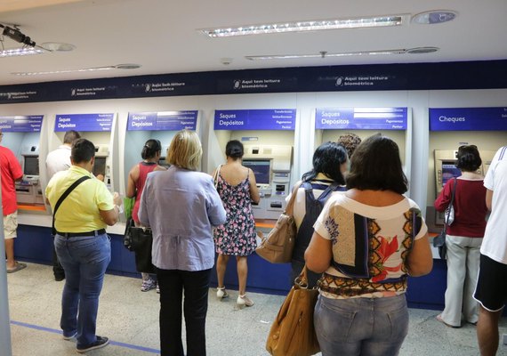 Estado paga salários do mês de abril nesta sexta-feira, 29