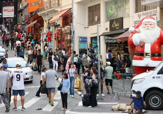 Novo salário mínimo será de R$ 1.621 em 2026