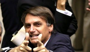 Bolsonaro é condenado a pagar R$150 mil por danos morais à comunidade LGBT