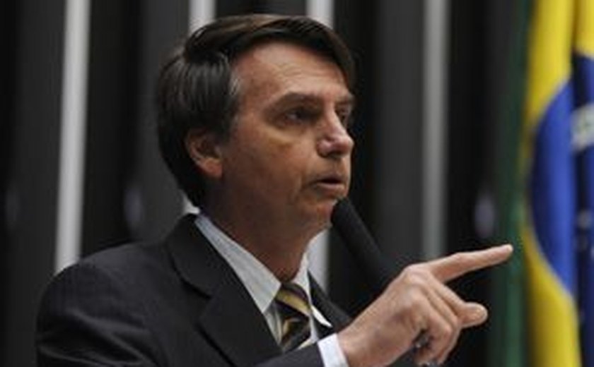 STF mantém Bolsonaro réu por suposta incitação ao estupro