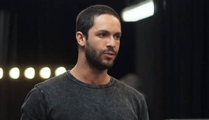 ‘A Dona do Pedaço’: Téo acaba com Josiane no julgamento da vilã