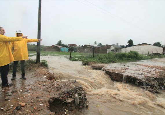 Mais de 15 municípios de Alagoas podem ser atingidos por transbordamentos de rios