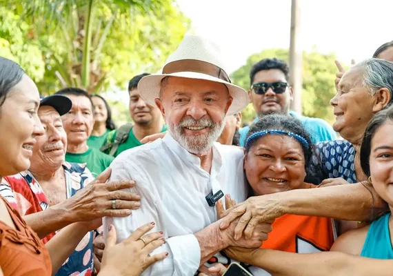 Justiça tributária: Lula celebra isenção para quem ganha até R$ 5 mil