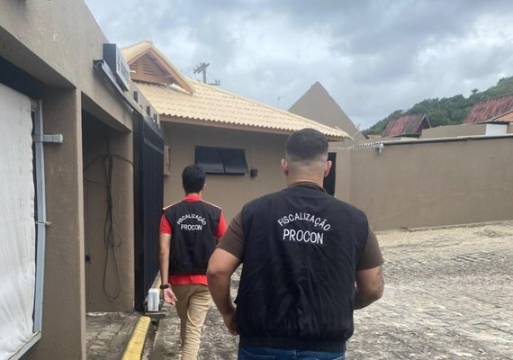 Procon Maceió fiscaliza motéis da capital para o Dia dos Namorados