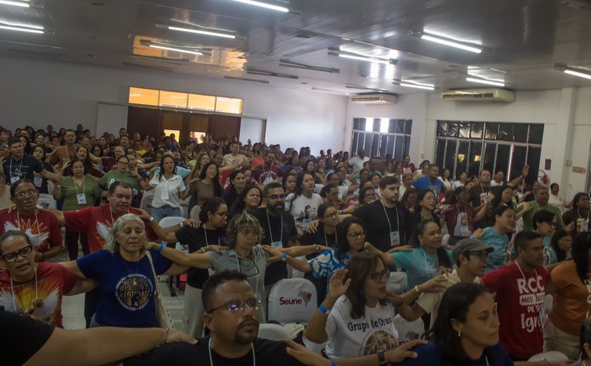 Fé e Formação: Seune sedia Encontro Arquidiocesano que reuniu centenas de fiéis em Maceió