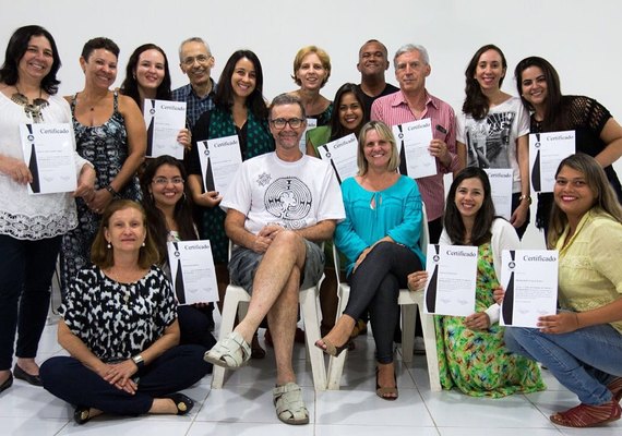 Curso de Hipnose Ericksoniana oferecido há 23 anos em Alagoas, agora também na modalidade online