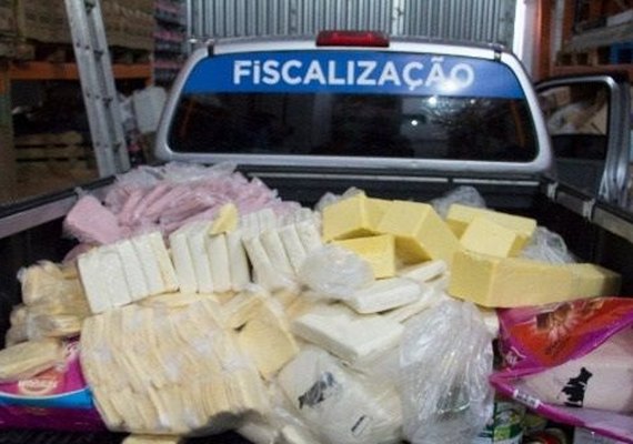 Força-tarefa apreende 1,7 tonelada de queijo clandestino em mercados de Maceió