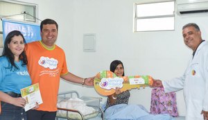 Posse de 'bebê prefeita' e ações abrem Semana do Bebê em Maceió