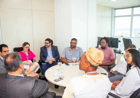 TRE/AL se reúne com representantes do movimento negro para tratar sobre denúncias