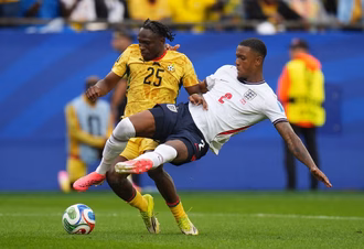 Inglaterra não consegue superar retranca de Gana e jogo termina 0x0