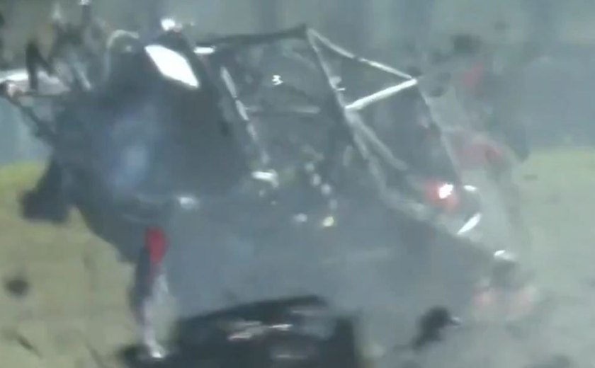 Carro capota 12 vezes após acidente em prova na Argentina; vídeo