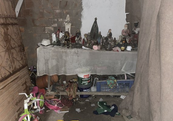 Advogado denuncia que PMs invadiram e depredaram terreiro de Mãe Vera na Cidade Universitária