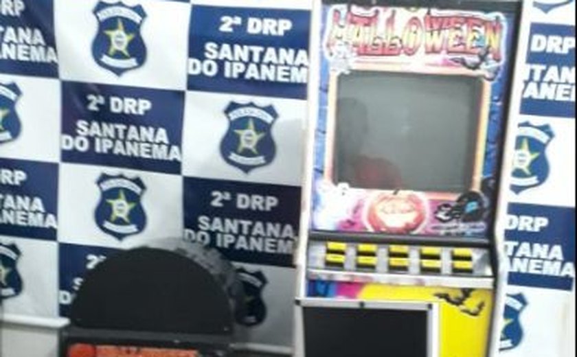 Polícia Civil apreende máquinas caça-níqueis em Santana do Ipanema