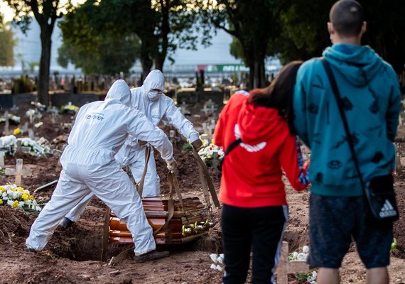 Alagoas chega a 9.223 casos confirmados da Covid-19 e 424 óbitos