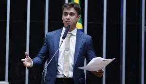 TSE manda Nikolas Ferreira retirar postagem com desinformação sobre Lula
