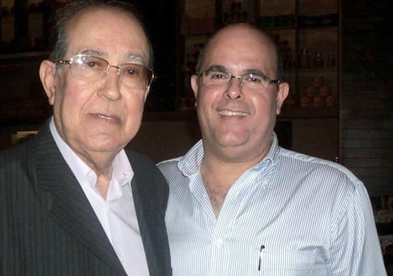 Tourinho pai e filho realizam feito inédito na política alagoana