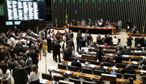 Reforma da Previdência: deputados têm até esta terça para apresentar emendas