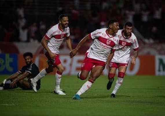 No meio da tabela da Série B, CRB empata com a Ponte Preta no Rei Pelé