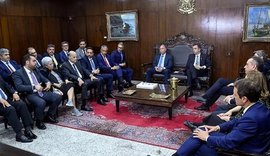 Governadores consideram que proposta eleitoreira de Bolsonaro para combustíveis pode prejudicar políticas públicas