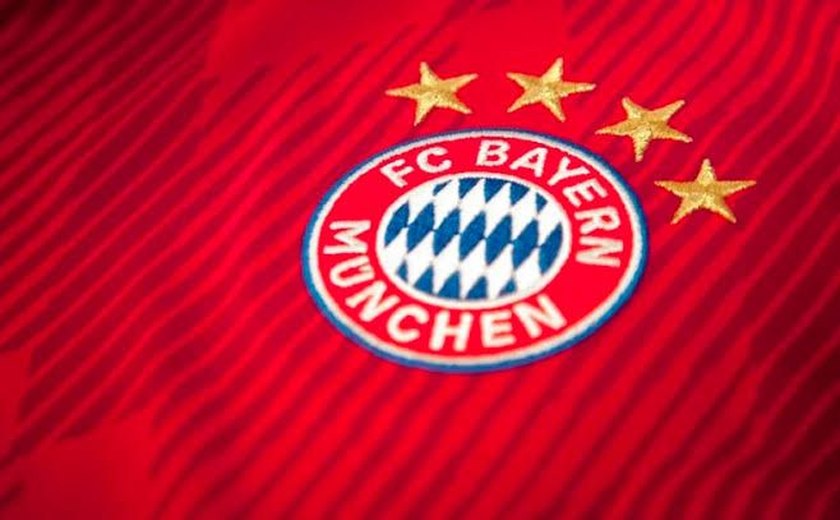 Bayern derrota Leverkusen de virada e fica ainda mais perto do título