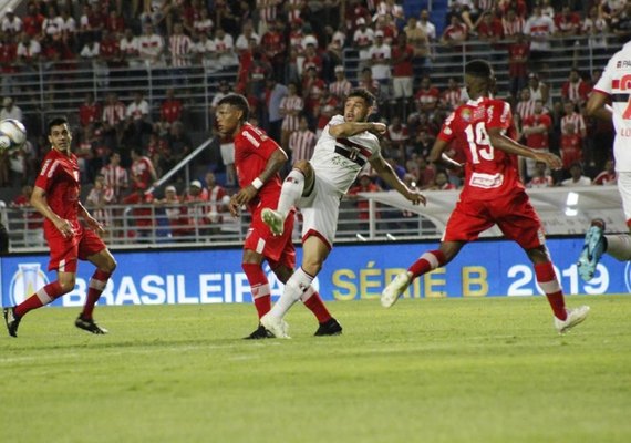 CRB vence Botafogo-SP no Rei Pelé e se aproxima dos quatro primeiros da Série B