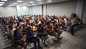 Prefeitura de Maceió capacita 260 ambulantes da orla e fortalece economia e turismo