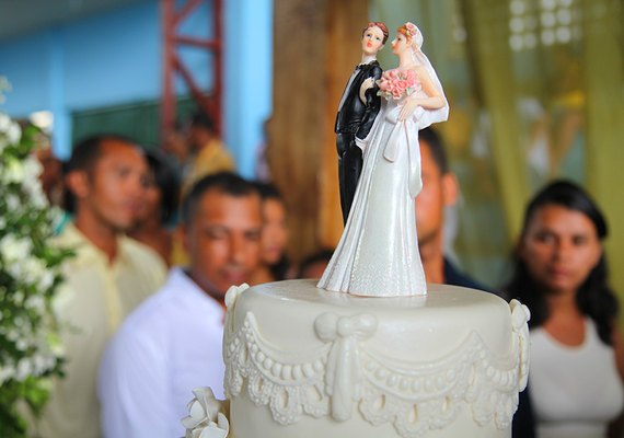 Justiça Itinerante realiza casamento coletivo no Benedito Bentes neste sábado (17)