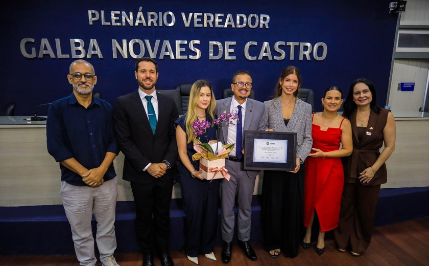 Câmara faz homenagem a Duda Arakaki, alagoana campeã mundial de ginástica rítmica