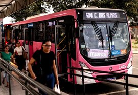 Ônibus da Mulher registra mais de 8 mil embarques na primeira semana de operação