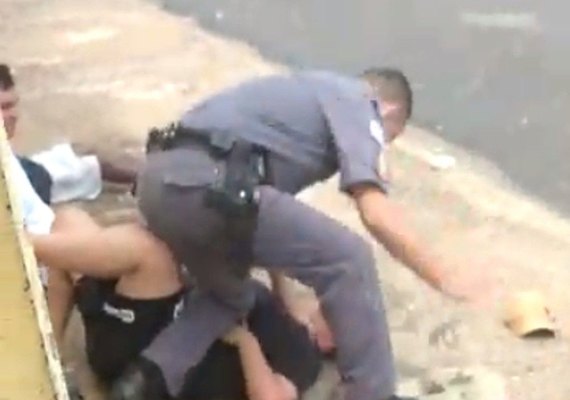 Adolescente é apreendido após agredir e ameaçar a própria mãe