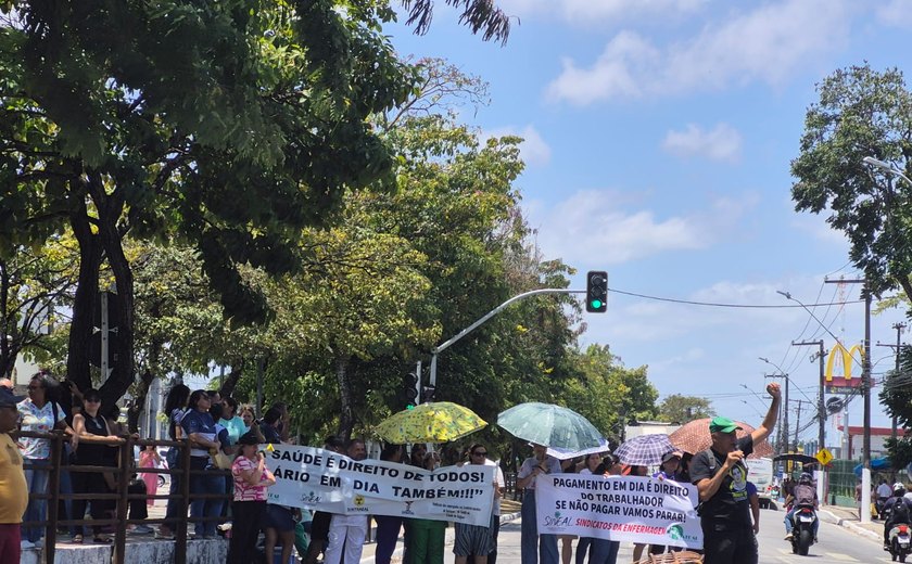 Protestos de trabalhadores do Hospital Veredas voltam a bloquear a Fernandes Lima