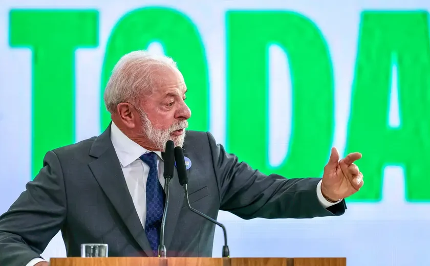 Pacto contra o feminicídio busca colocar leis em prática, diz Lula