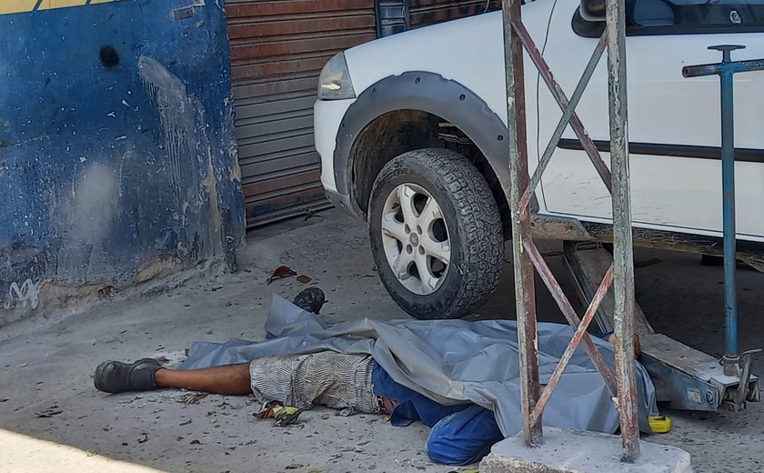 Mecânico é assassinado em frente a oficina na Serraria