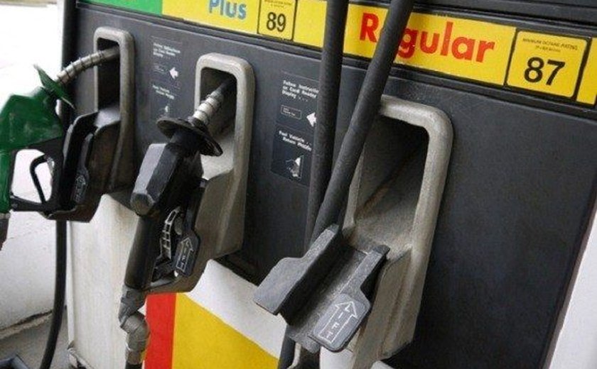 Vendas de gasolina caem em setembro e permanecem no menor nível dos últimos 5 anos