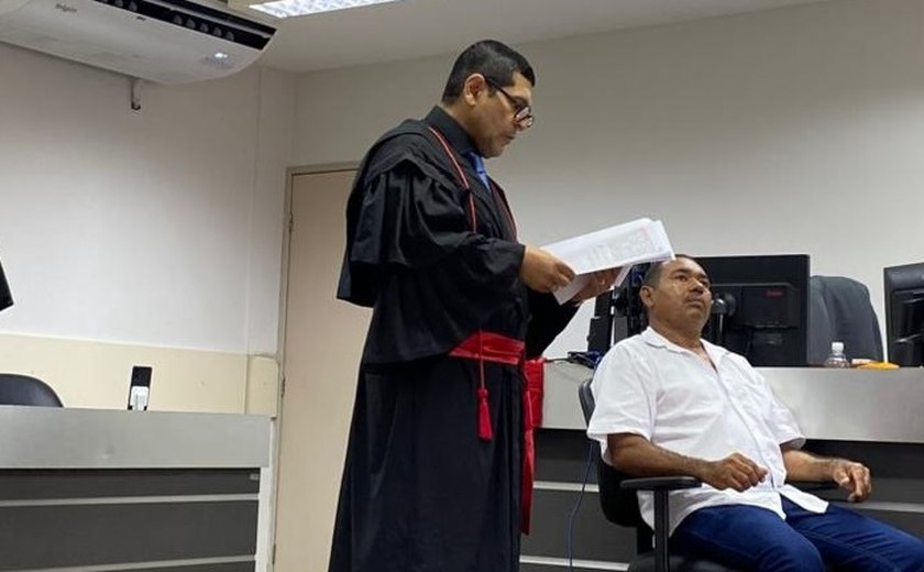 Júri condena réu a mais de 21 anos de prisão por matar duas e ferir três pessoas por causa de R$ 1,50