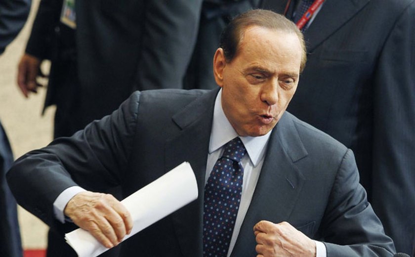 Silvio Berlusconi: 'É normal que as mulheres fiquem felizes de ser cortejadas'