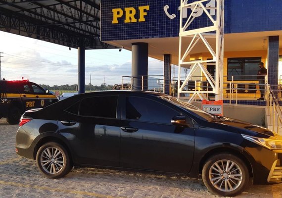 PRF recupera dois veículos em Alagoas