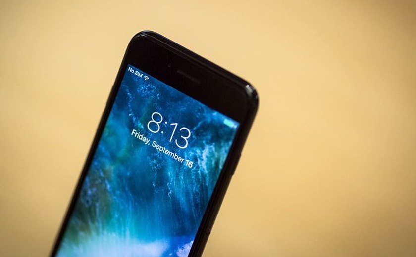 Vazamento revela iPhone 8 com mudanças drásticas de design