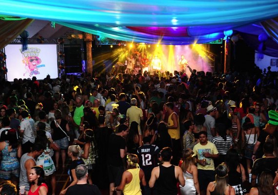 Carnaval de Pernambuco atrai os VIPS alagoanos com camarotes e culinária contemporânea